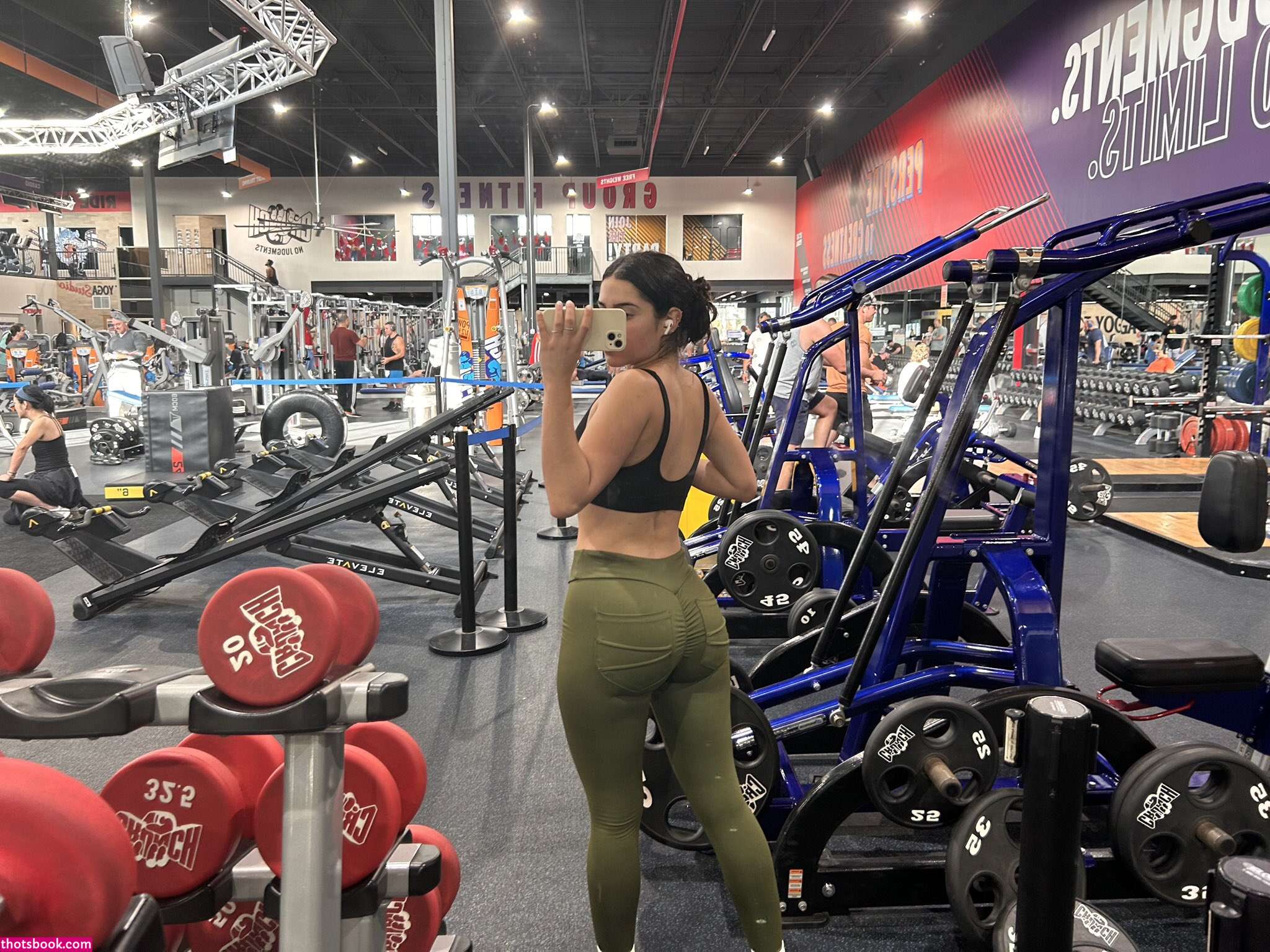 Angela Alvarez Photo #247