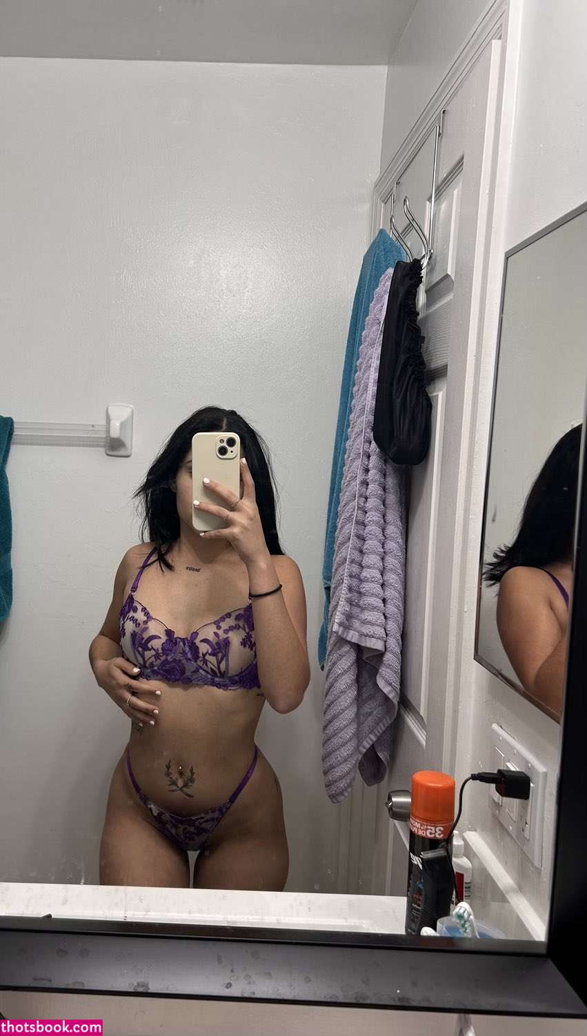 Angela Alvarez Photo #260