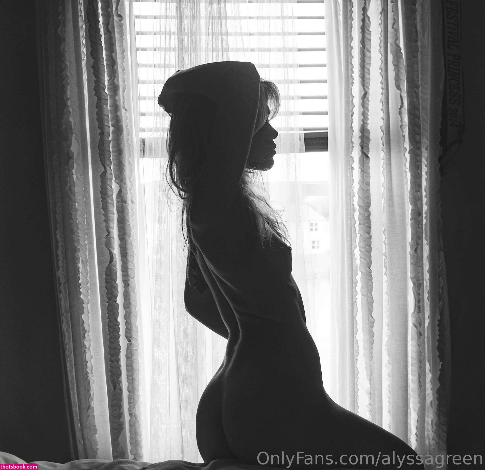 Alyssa Green Photo #230