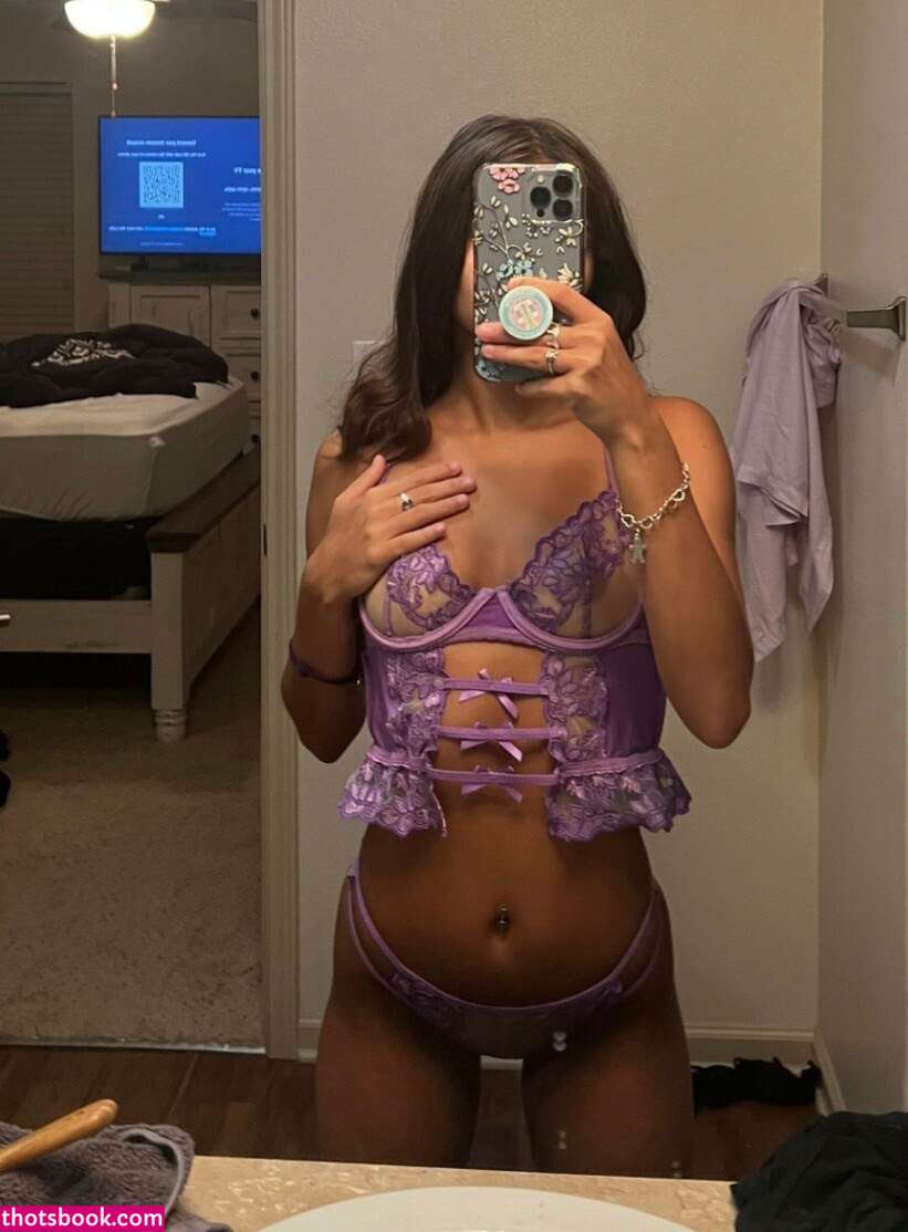 Kinsley Wyatt Photo #129