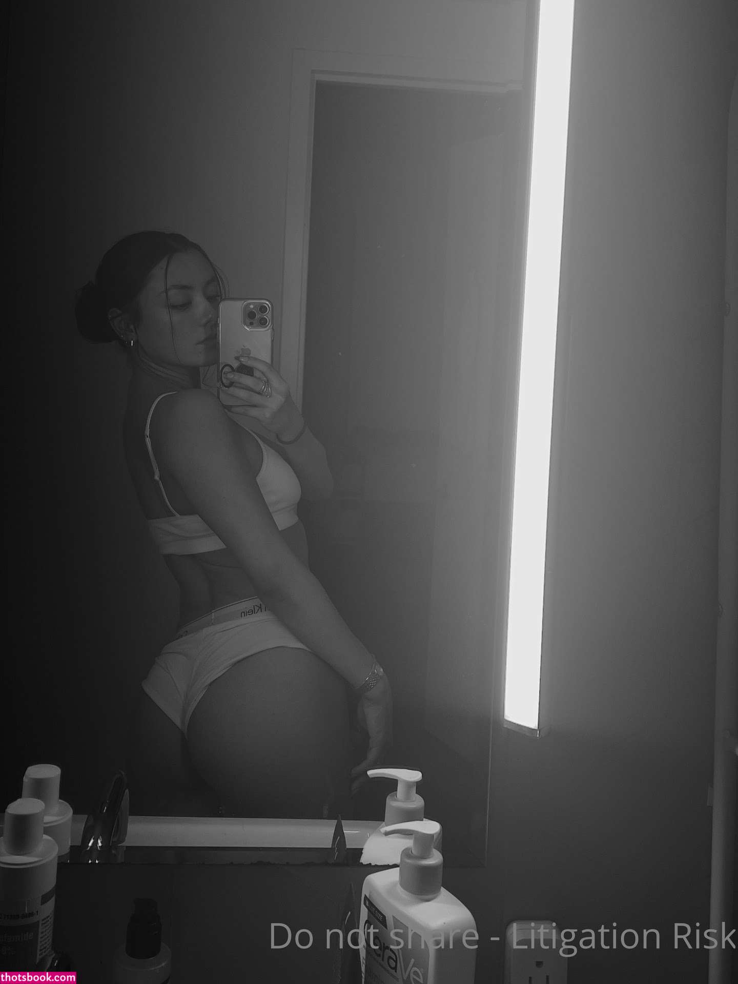 Yana Demeester Photo #60