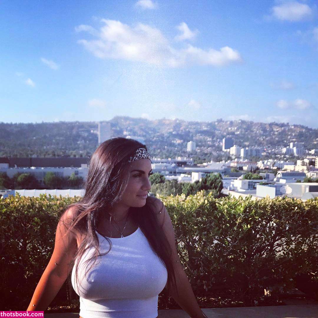 Elettra Lamborghini Photo #30