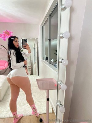 Jailyne Ojeda Photo #118