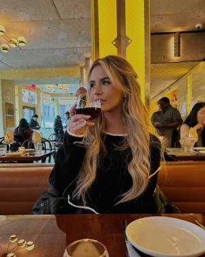 Emily Elizabeth Photo #192