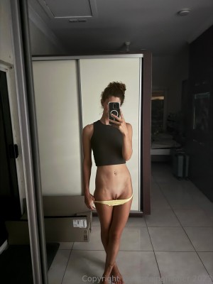 Aimeeinghigher Photo #14