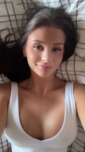 itsmollyofficial Photo #15