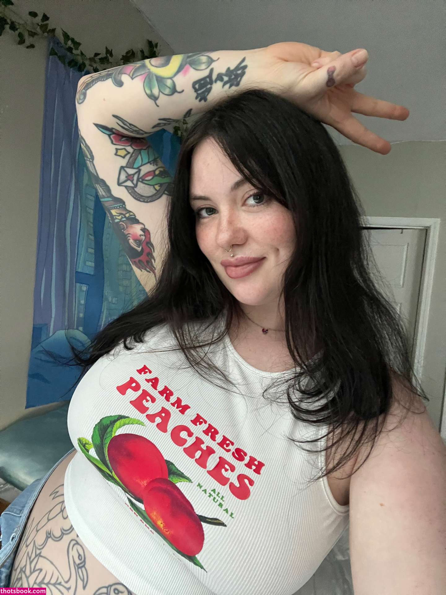 nerdydirtypeach Photo #7