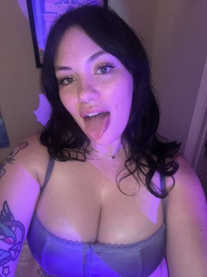 nerdydirtypeach Photo #15