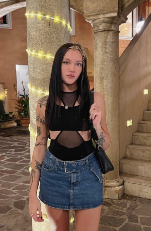 Sharonfox03 Photo #3