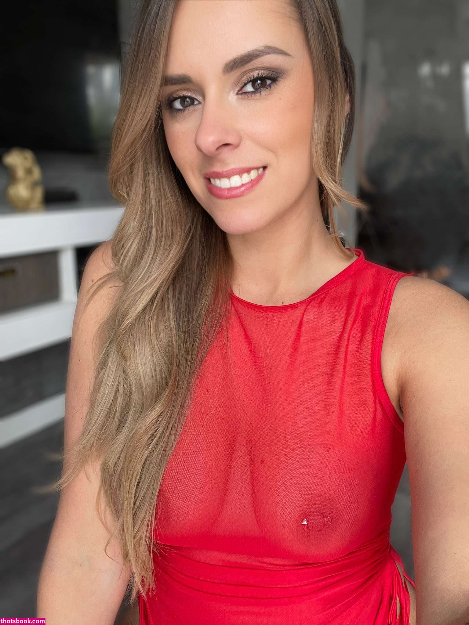 Anita Rover Photo #25