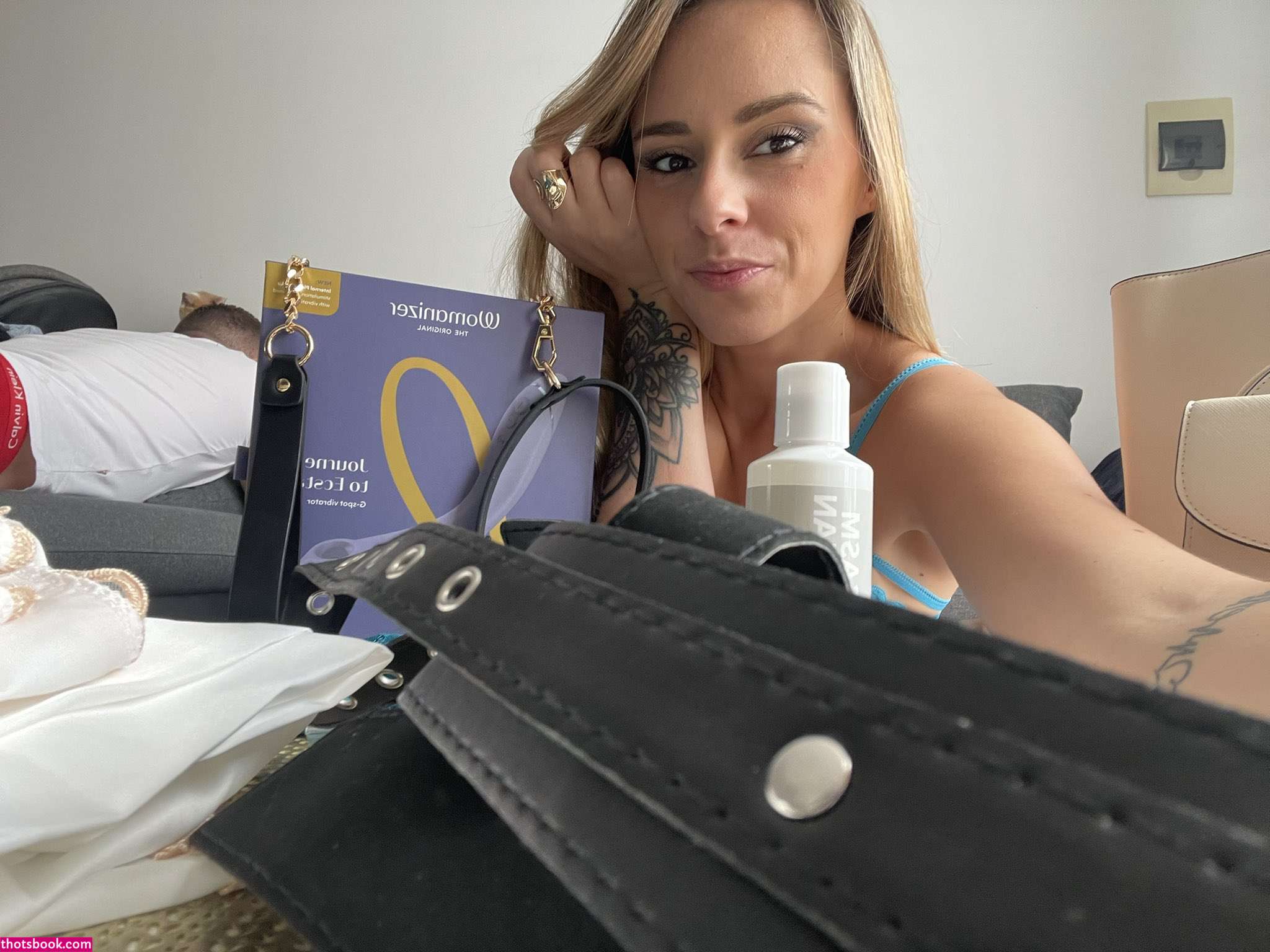 Anita Rover Photo #33