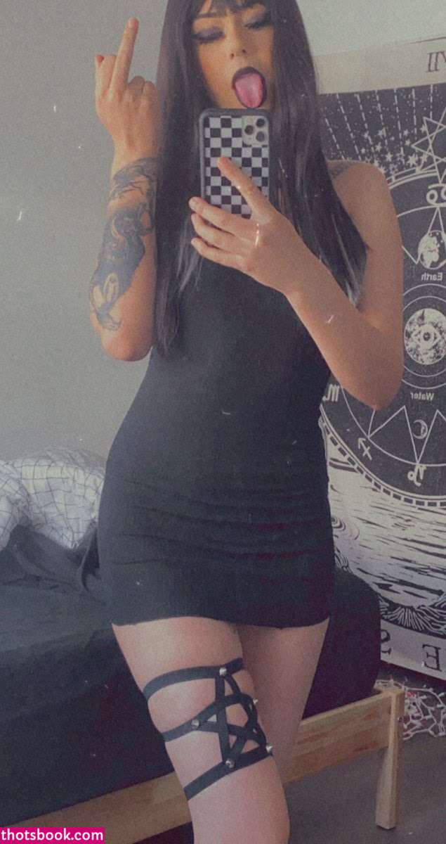 Ne0nprincess Photo #97