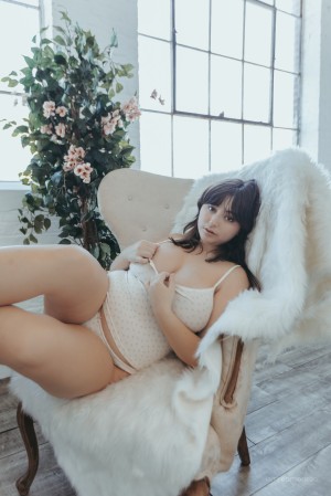 hellomiramira Photo #12