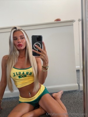 louisemarshallx Photo #36