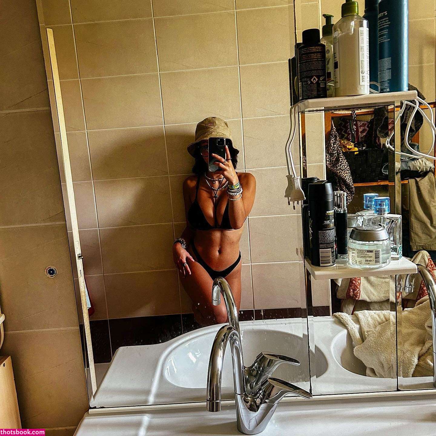 Manon Chrd Photo #40