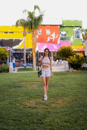 Court Ferris Photo #29