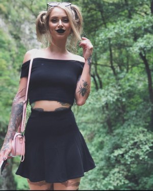 Emma Olofsson Photo #6