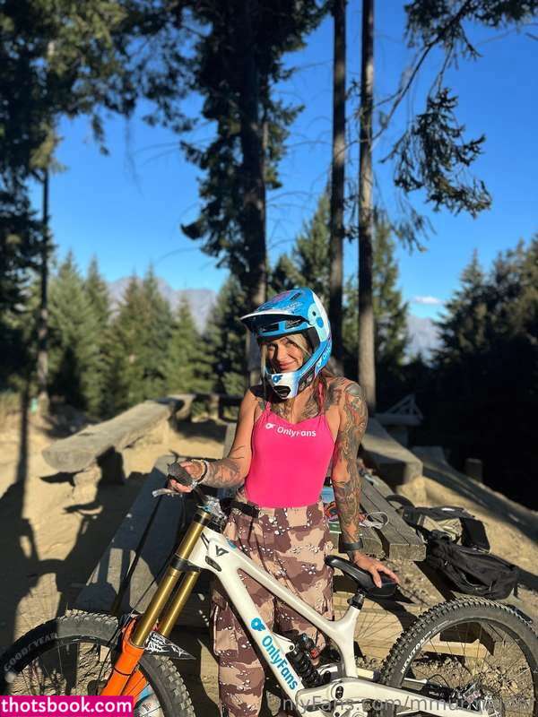 Emma Olofsson Photo #27