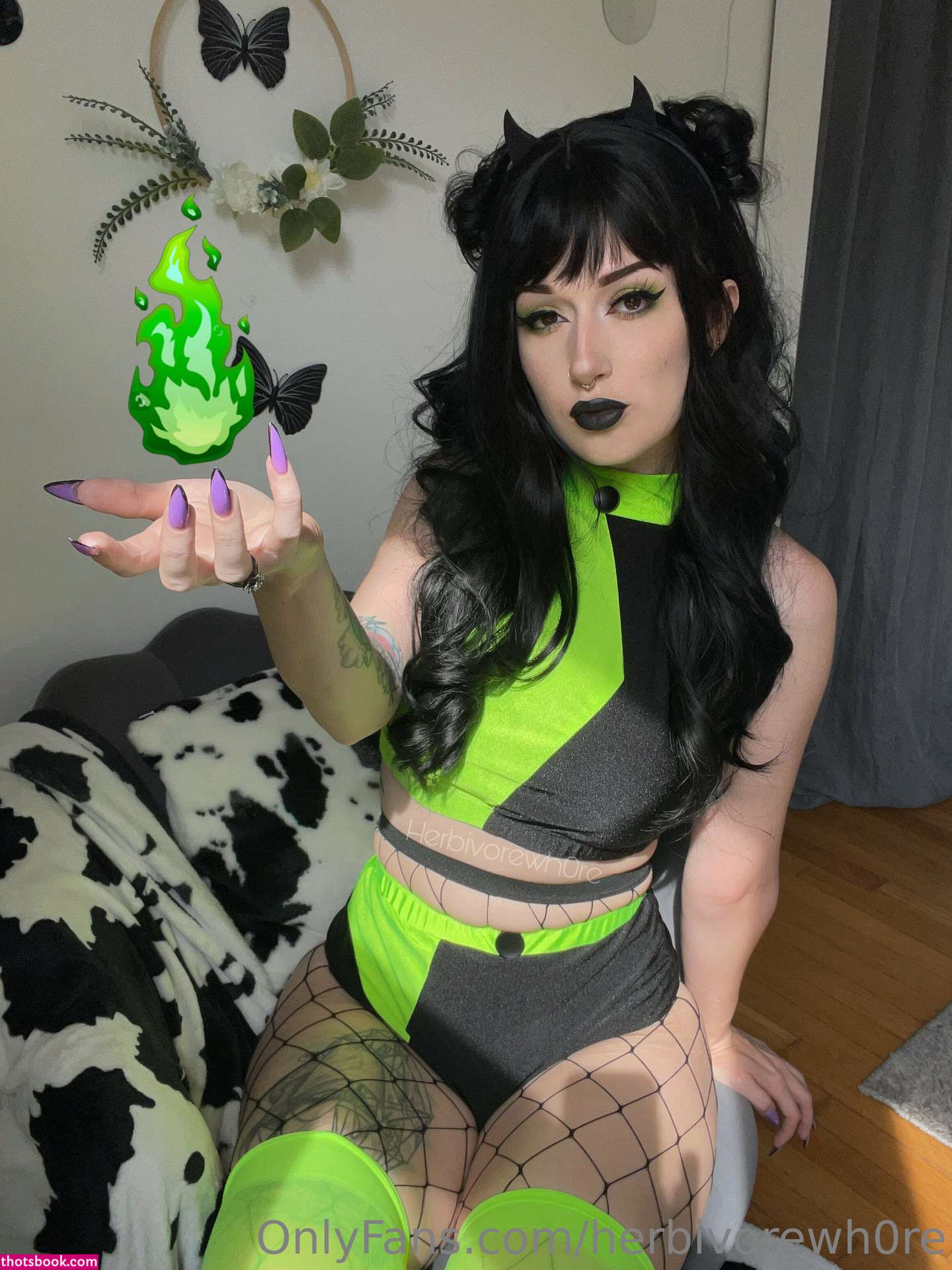 Herbivorewh0re Photo #15