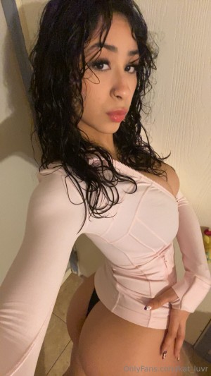 Heily Chavez Photo #9