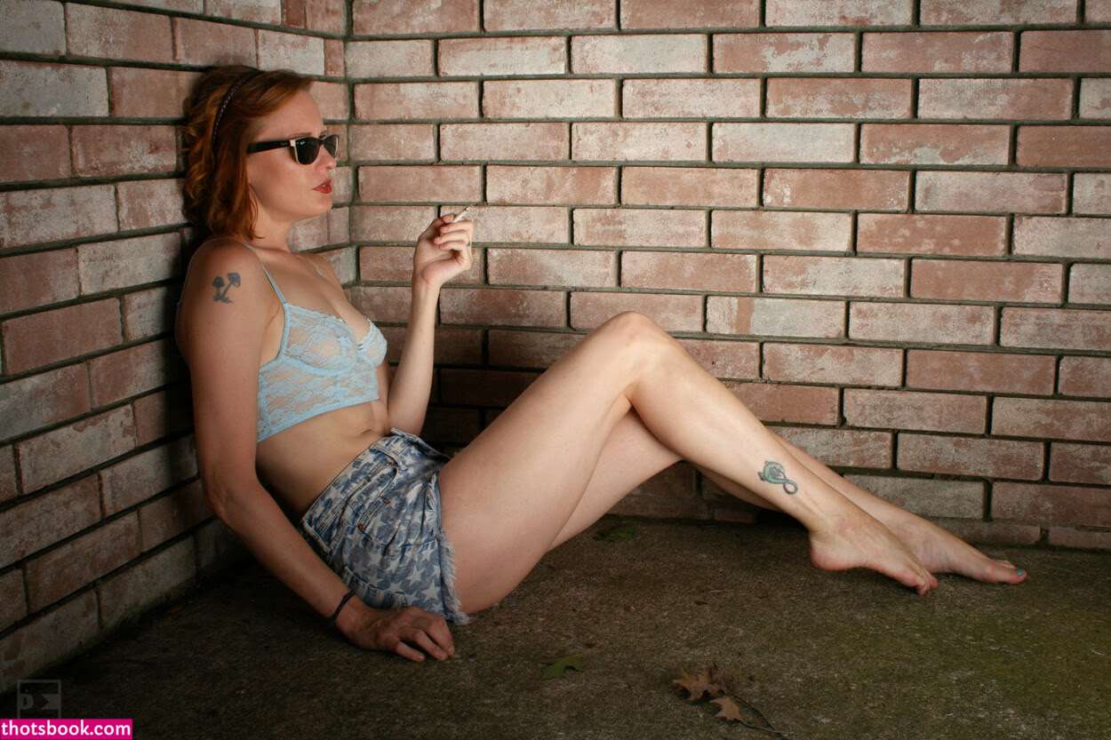 Carly Erin O Neil Photo #31