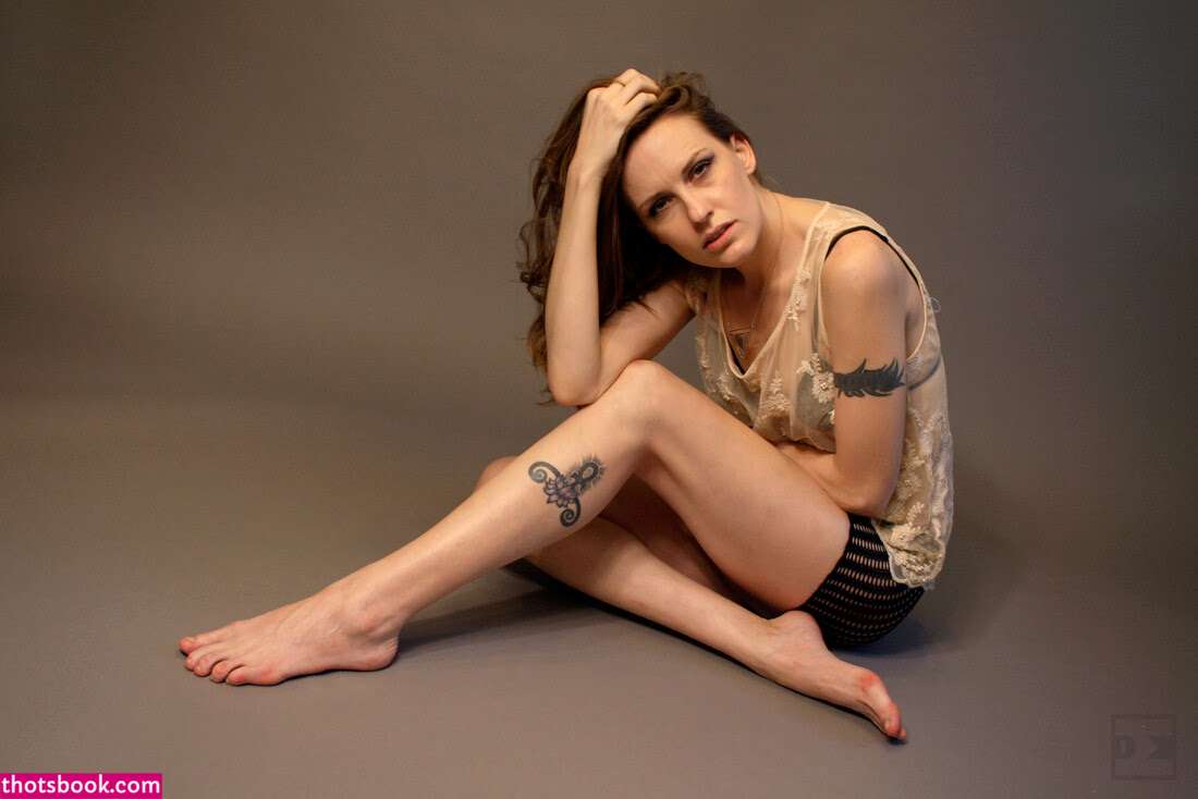 Carly Erin O Neil Photo #34