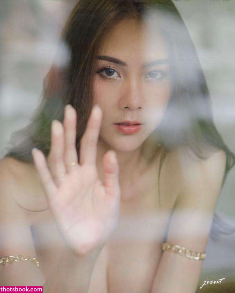 Soraya Upaiprom Photo #2