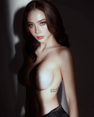 Soraya Upaiprom Photo #23