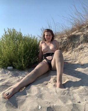 Amalia Fronoiu Photo #3