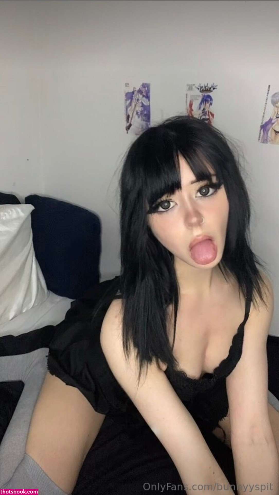 Bunnyyspit Photo #16