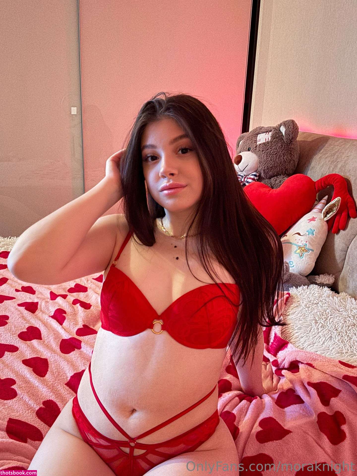 moraknight Photo #30