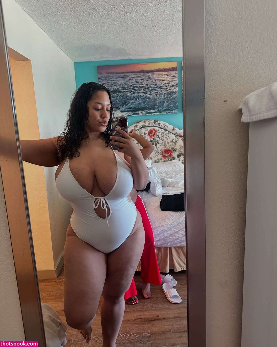 Cassandra Nicole Photo #10