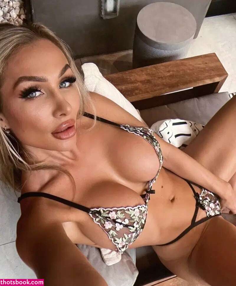 Missnicusia Photo #32