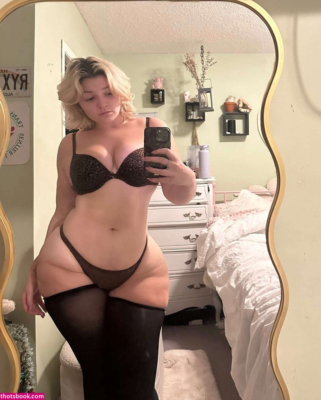 Boyeaterrr Photo #28