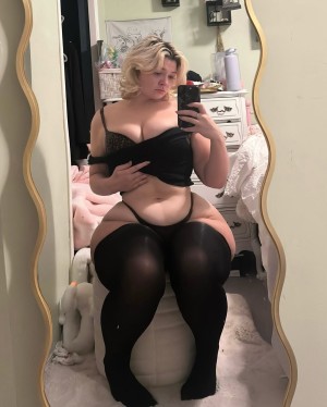 Boyeaterrr Photo #25