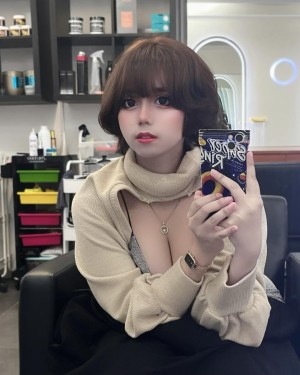 Elyanasparks Photo #38