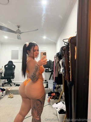 Katandromeo Photo #19