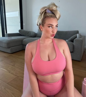 lucyadlernz Photo #8