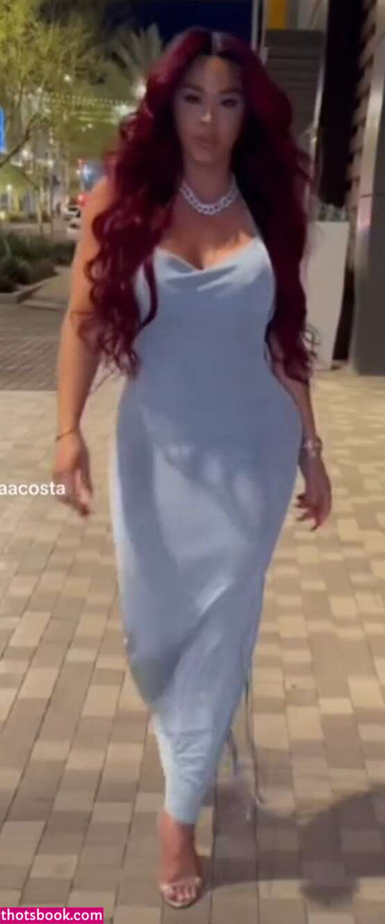 officialrosaacosta Photo #1