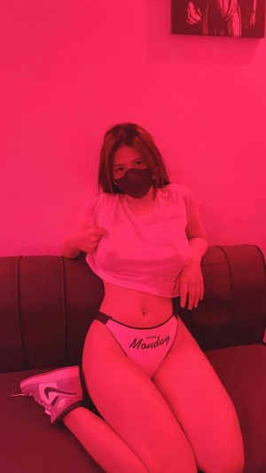 Charmaine Manicio Photo #2