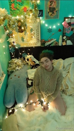 crystallovinghomo Photo #2