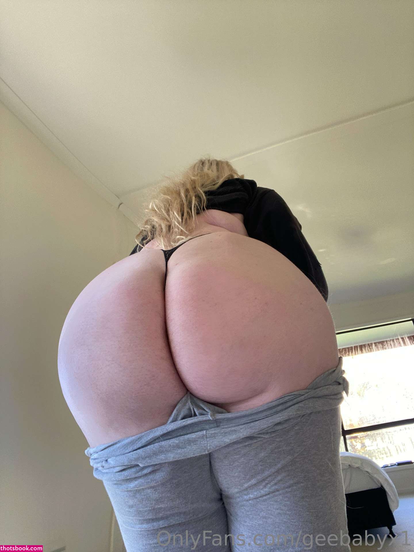 Georgina London Photo #31