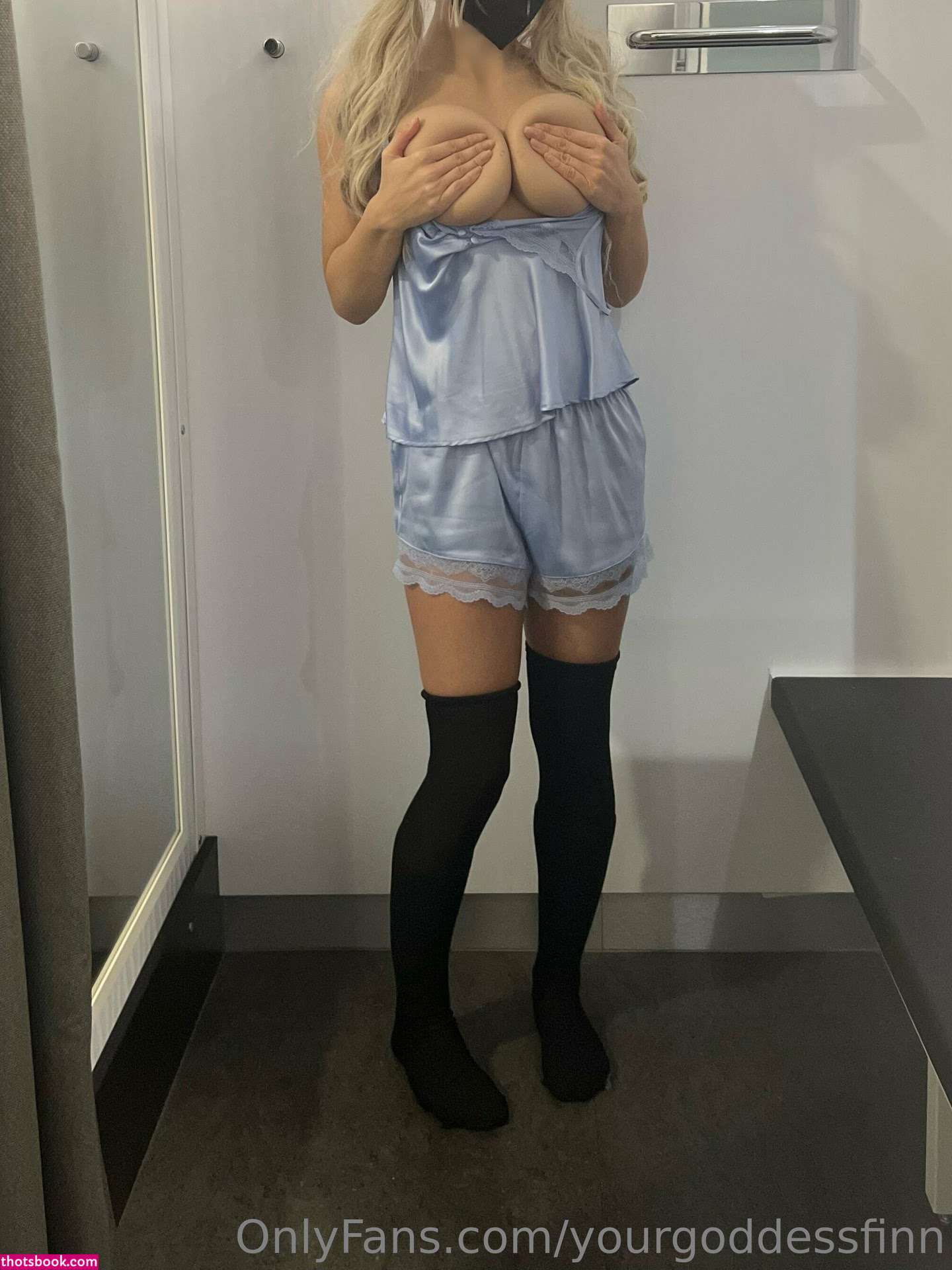 yourgoddessfinn Photo #4