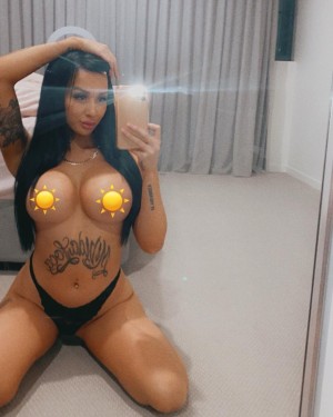 Tamika Dudley Photo #10