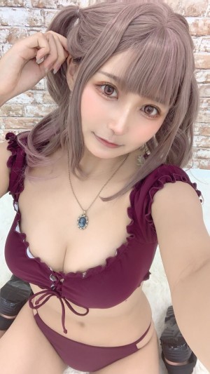 Yomicos0909 Photo #5