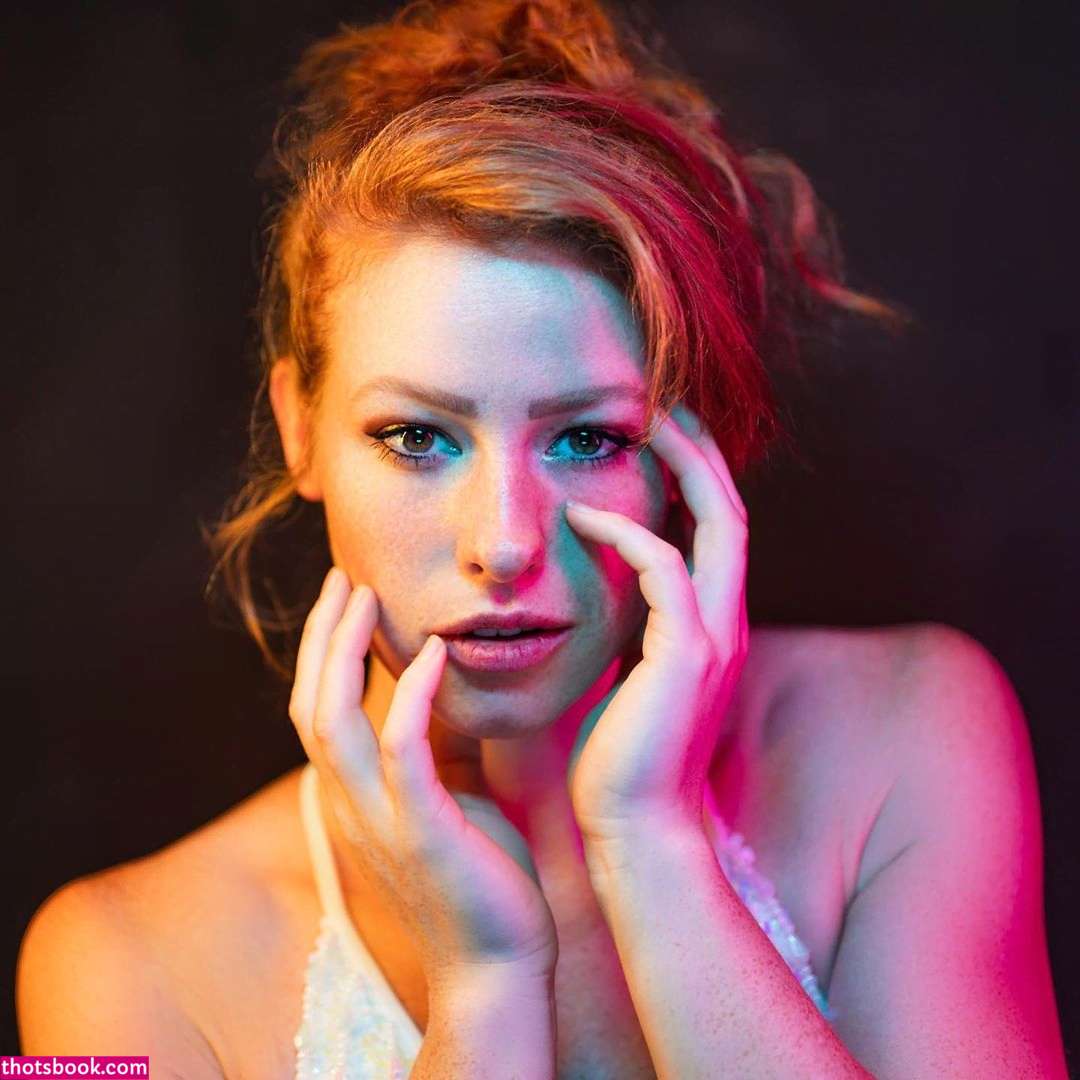 Addictingginger Photo #4