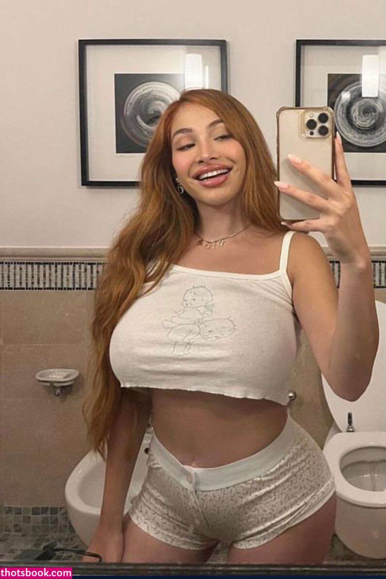 Andrea Celina Photo #26