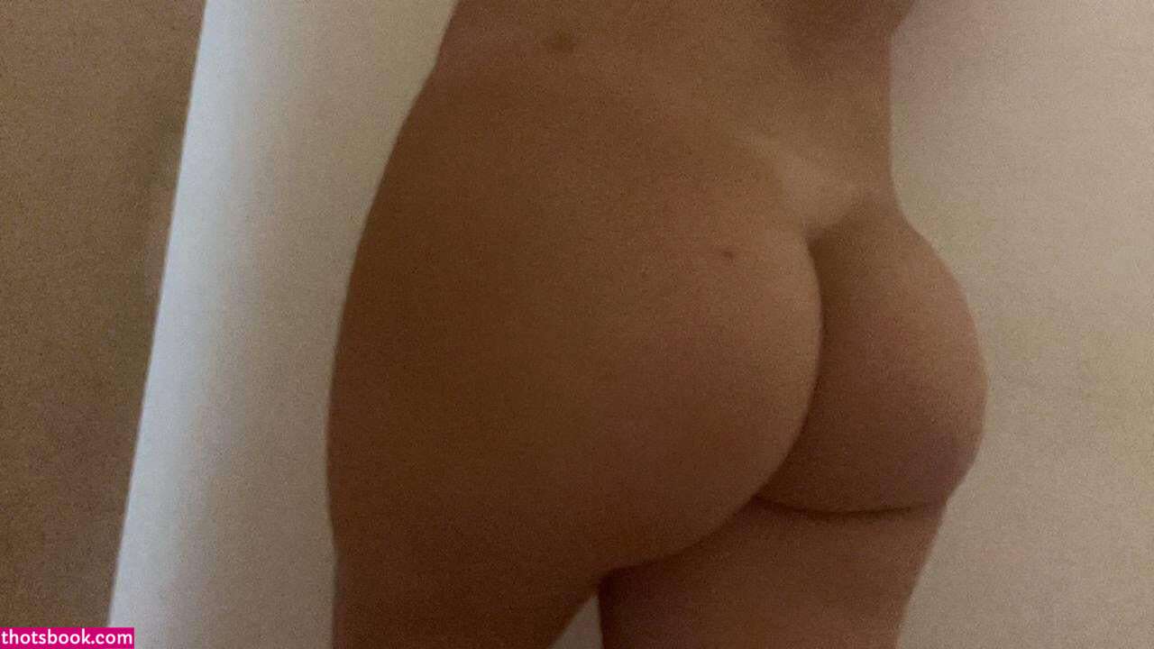 isabelleinswe Photo #10