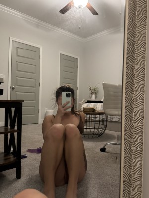 Sweetestkiwi Photo #6