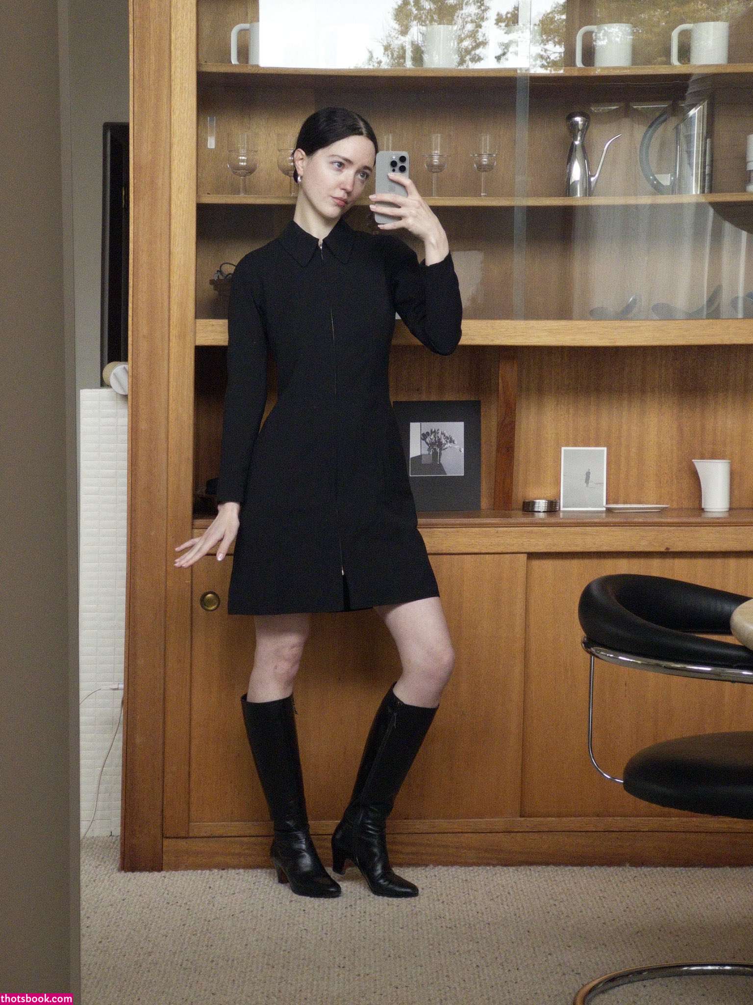 zoeplzshutup Photo #1